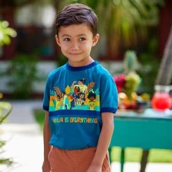 Disney Encanto ''Familia Is Everything'' T-Shirt For Kids 7 Disney Encanto ''Familia Is Everything'' T-Shirt For Kids -Disney 5007048020051 1