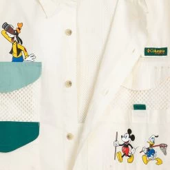 Disney Mickey Mouse And Friends Camp Shirt For Men By Columbia – Mickey & Co. 13 Disney Mickey Mouse And Friends Camp Shirt For Men By Columbia – Mickey & Co. -Disney 5205107600234 5